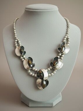 Artisan Handmade Large tigers eye necklace Made in Mexico